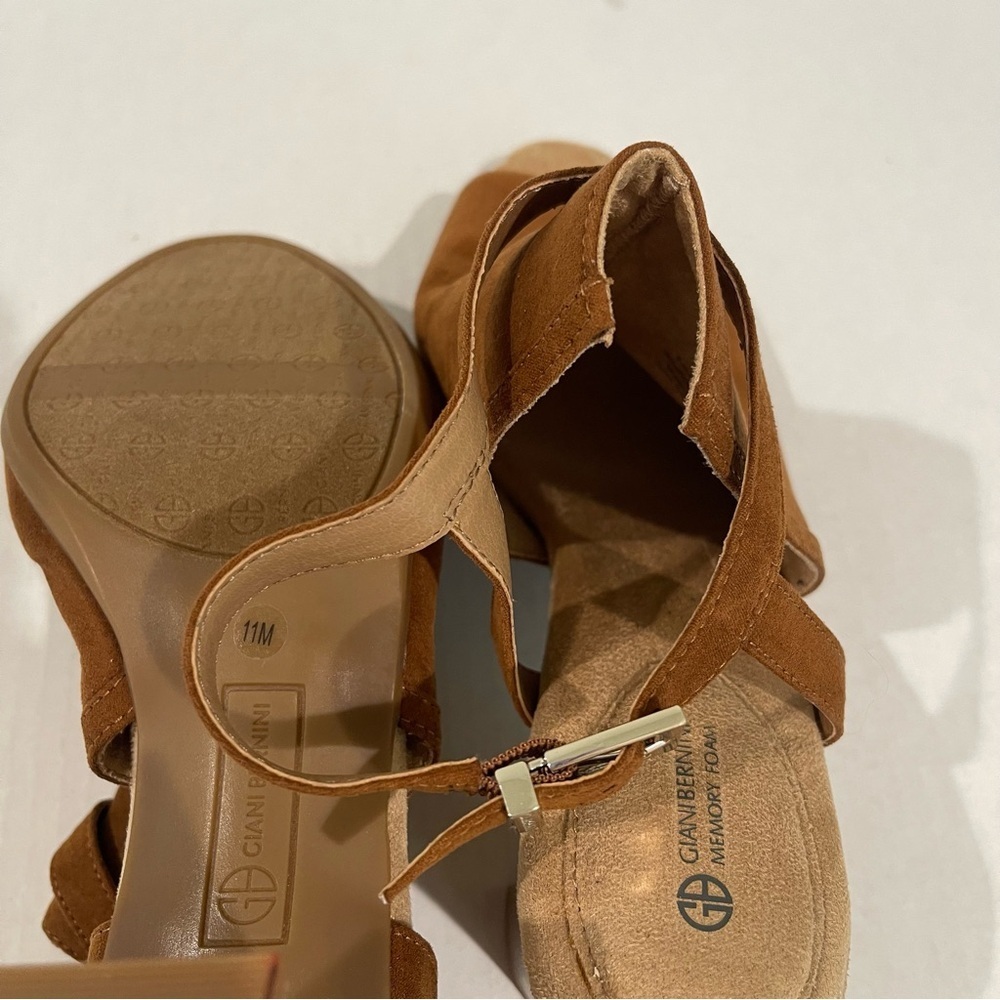 Women’s Giani Bernini Alessio Brown Peep Toe Block Heel Buckle Booties Size 11! - Picture 7 of 9